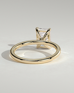 แหวนเพชรเม็ดเดี่ยวทรงเหลี่ยมมรกต 2 กะรัต ทองคำแท้ 14K เพชรเพาะเลี้ยงในห้องปฏิบัติการ ตัวเรือนแบบ 4 กรงเล็บ ระดับความสะอาด E VVS2 เครื่องประดับหมั้นสุดหรู ปี 2026 - Product Image 3