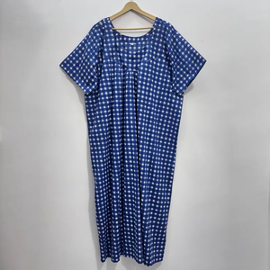 Vestido Kaftán de Algodón Indio con Cuello en V, Manga Murciélago, Estilo Boho, Hecho a Mano con Estampado de Bloques y Borde en Contraste, Corte Acampanado de Verano para Mujer - Product Image 4
