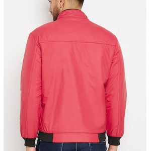 Chaqueta Varsity Personalizada con Estampado COI en Serigrafía, Cuello Alto, Lavado Ácido, Estilo Vintage, Desgastada, Tipo Bomber, Casual para Hombre - Product Image 3