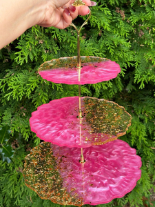 Support à gâteau moderne en résine de qualité supérieure pour la maison et les fêtes – Vaisselle et décorations de table élégantes - Product Image 2