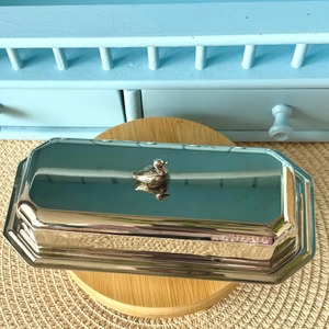 Metal And Glass Butter Dish With Lid Elegant Butter <b>Storage</b> <b>Container</b> Used For Gifting Purpose With Premium Tableware Appeal - Product Image 5