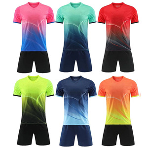 Conjunto de Camiseta de Fútbol para Hombre con Degradado, Manga Corta, Cuello en V, Secado Rápido, Transpirable, Absorbe la Humedad, Uniforme de Fútbol de Poliéster - Product Image 3