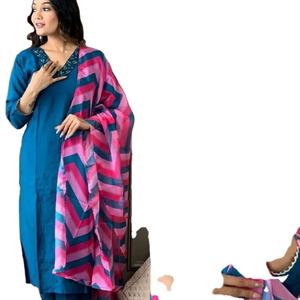 Ensemble haut, pantalon et dupatta en rayonne brodée élégante, de haute qualité, pour femme, toutes saisons, économique, style indien et pakistanais, au meilleur prix - Product Image 1