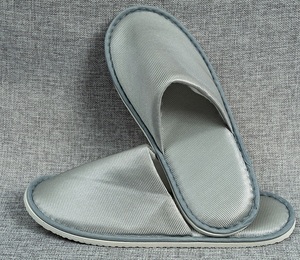 Soft Material Disposable Hotel Bath <b>Slipper</b> with EVA Sole Customizable Logo Washable for Hotel Travel & Spa Use Hotel <b>Slipper</b> - Product Image 2