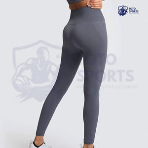 Conjunto Deportivo de Yoga para Mujer, Elegante, de Alta Calidad, Cómodo, de Tela Delgada, de Alto Rendimiento, Ligero y Transpirable - Product Image 2