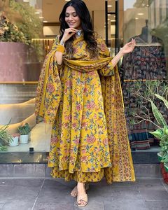Kurta Anarkali imprimé en rayonne viscose pour femme avec palazzo et dupatta - Product Image 1