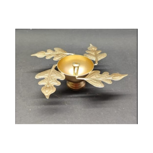 Photophore en laiton à faible quantité minimale de commande Diya pour Diwali & Pâques décoration de la maison fait à la main résistant à la chaleur tailles personnalisées aux prix de gros - Product Image 3