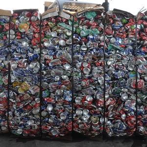 Stock de canettes de boissons usagées triées et conditionnées en déchets d'aluminium UBC, classées par qualité, pour un approvisionnement fiable en vrac pour le recyclage. - Product Image 3