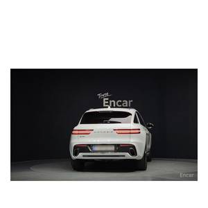 Genesis GV70 2.5T 2024, Gasolina, 2WD, con Caja de Cambios Automática, Asientos de Cuero, Cámara Trasera, 29,170 km, Volante a la Izquierda - Product Image 4