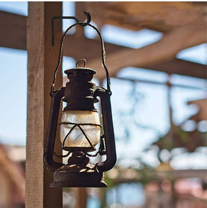 Support mural en métal de 6 pouces pour berger allemand, idéal pour suspendre des plantes en extérieur, des mangeoires à oiseaux ou comme décoration, avec fonction détachable - Product Image 3