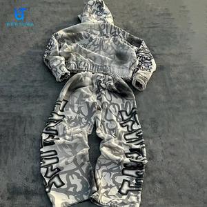 Conjunto de Sudadera con Capucha y Pantalones Deportivos para Hombre, Personalizado con Impresión DTG, Logotipo Gráfico, Corte Cuadrado, Efecto Desgastado, Algodón Grueso, Cierre de Cremallera - Product Image 2