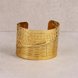 Floral Hammered Brass Cuff Retro Chunky Stack Wedding Party Festive Vintage Finished Fashion Jewelry Statement Metal <b>Bracelet</b> - Product Image 3