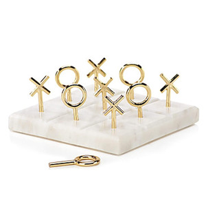 Juego de Tic Tac Toe de Mármol Blanco de Lujo con Elegantes Piezas de Metal Dorado en Forma de X y O, Rompecabezas para Niños y Adultos para Disfrutar - Product Image 3