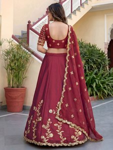 Maroon Organza Embroidered <b>Lehenga</b> With Gold Floral Work A-Line Floor-Length Bridesmaid Dress V-Neck Short Sleeve - Product Image 5