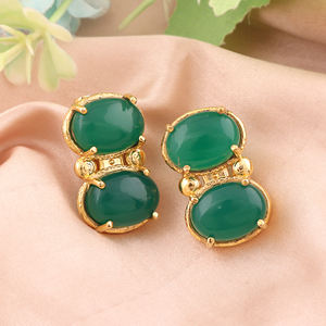 Boucles d'oreilles tendance en laiton massif plaqué or 18 carats de qualité supérieure, avec pierre ovale en onyx vert, fermoir papillon, bijoux légers - Product Image 2