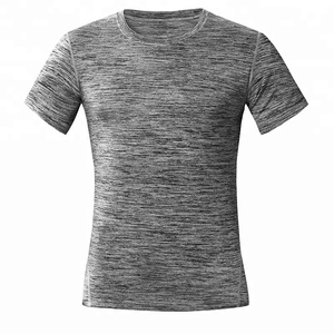T-shirts de sport cationiques pour hommes, 100 % coton, impression sérigraphique, coupe ample, logo avant, anti-boulochage, pour le jogging et la course à pied - Product Image 1