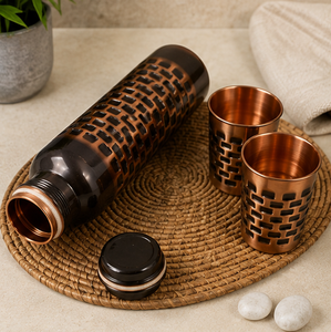 Juego de Bebederos Artesanales de Cobre Puro con Textura Metálica Oscura, Bebederos Portátiles para Viajes y Uso Diario - Product Image 2