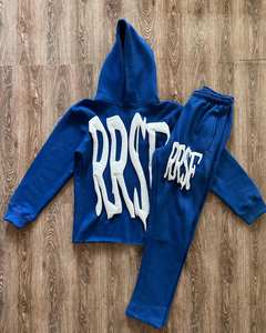 Ensemble de survêtement haut de gamme pour homme avec logo imprimé en relief, sweat à capuche et pantalon de jogging, fournisseur de streetwear - Product Image 1