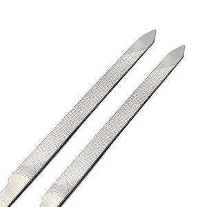 Mini Lima de Uñas Profesional de Doble Cara, Material de Esmeril Grano 180, Cuidado de Uñas de Manos y Pies, Reutilizable, Mango Ergonómico - Product Image 2