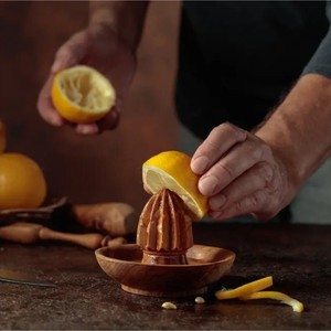 Presse-agrumes manuel en bois naturel avec bol, pour citron et orange, outil d'extraction de jus, vente en gros - Product Image 3