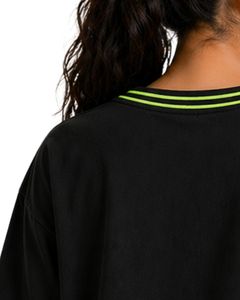 T-shirt oversize noir et vert néon pour femme, col rond décontracté, manches courtes, bordure contrastante, coupe ample, doux et respirant, idéal pour l'été - Product Image 4