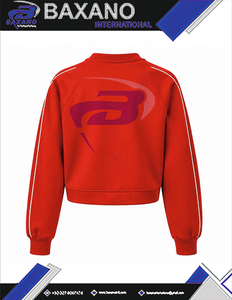 เดลต้า |   ซิกมา |   เสื้อสเวตเชิ้ต Theta Sorority สีแดงสำหรับฤดูหนาว แบบครอปปิ้ง ตกแต่งด้วยลายปักสีขาว ดีไซน์พิมพ์ลายเสื้อสเวตเชิ้ตสำหรับนักศึกษา - Product Image 6