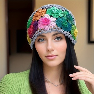 Gorro de Punto Floral para Mujer, Gorro de Invierno Estilo Boho con Apliques Decorativos, 100% Acrílico, Gorro Informal para Adultos - Product Image 1