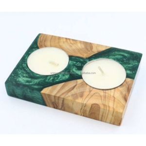 Portavelas de Resina y Madera Personalizable de Lujo, Decoración Navideña para el Hogar, Linternas Artesanales Únicas Hechas a Mano en India - Product Image 2
