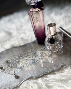 Bandeja de servir de resina epoxi hecha a mano de lujo con juego de posavasos, bandeja decorativa con efecto de resina para café, de la India. - Product Image 3