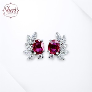 [Sheri Jewels] Pendientes de Oro Blanco Sólido de 18K con Diamantes Marquise y Rubíes Naturales para Mujer - Regalo para Ella - Product Image 1