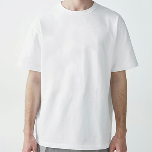 Camiseta para Hombre 100% Algodón Orgánico, Transpirable y Limpia, Estilo Moderno con Hombros Caídos, Prenda Básica Minimalista para la Comodidad del Verano - Product Image 4