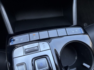 Tucson 2023 Blanco, SUV Mediano, Gasolina, Automático, Volante a la Izquierda, 5 Plazas, Auto Usado con Control de Crucero y TPMS, Auto de Segunda Mano, Auto Usado Coreano - Product Image 5