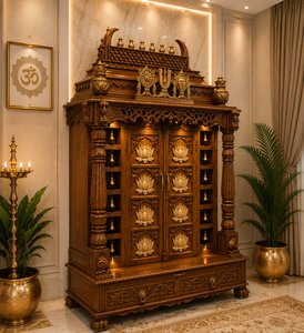 หิ้งพระศรีเวนกาเตสวารา ทำจากไม้สัก สำหรับบ้านในสหรัฐอเมริกา แกะสลักด้วยมือ พร้อมประตูแกะสลักและตู้เก็บของ - Product Image 4