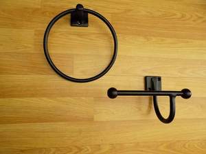 Luxury Iron Toilet Paper Holder With Elegant Finish Suitable For High End Bathroom Interior Decoration Ideas - Product Image 3