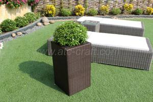 Jardinière en polyrotin pour l'extérieur, résistante aux intempéries, style contemporain, pot carré marron pour ensemble de jardin - Product Image 2