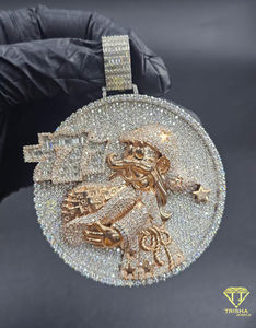 Pendentif personnalisé en diamant avec personnage de dessin animé, médaillon rond glacé, bijou tendance hip-hop - Product Image 1