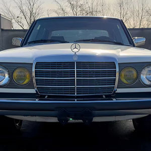 Mercedes-Benz 300D Turbo Diésel de 1984 - Product Image 1