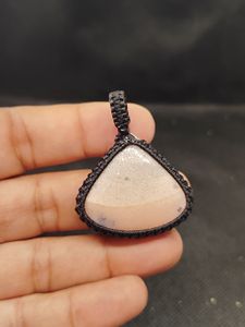 Pendentif en macramé opale rose avec cabochons de pierres précieuses naturelles, pendentif en macramé fait main, lot mixte - Product Image 4