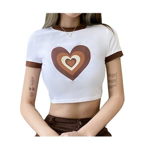Crop top à manches courtes, coupe ajustée, col rond, imprimé cœur blanc et marron, décontracté, printemps-été, design personnalisé - Product Image 5