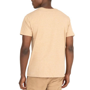 Camiseta elegante para hombre que ofrece un ajuste flexible y cómodo para actividades diarias. Camiseta para hombre. - Product Image 6