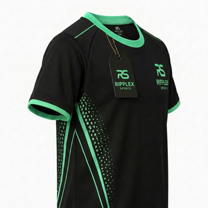 T-shirt confortable pour enfants, fabriqué avec un tissu léger offrant une sensation douce, une grande liberté de mouvement et une durabilité longue durée pour les enfants actifs. - Product Image 6
