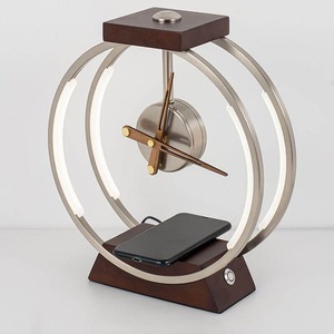 Horloge murale minimaliste en métal, design circulaire, mécanique, silencieuse, écologique, projection, cadre noir, aiguilles dorées - Product Image 5