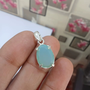 Colgante y collar de calcedonia Aqua Sky elegante de plata alemana para mujer, joyería al por mayor, collar de piedras preciosas de forma ovalada. - Product Image 1