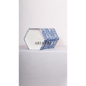 Maneras creativas de reutilizar cajas de cartón para hacer contenedores de basura con estampado floral artesanal y tela de algodón. - Product Image 5