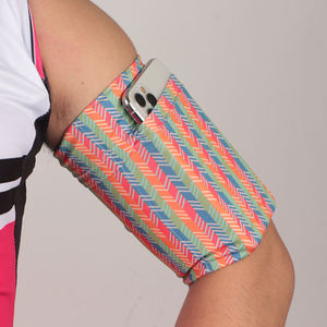 Brassard de sport extérieur multifonctionnel léger et réfléchissant pour téléphone portable, idéal pour la course, le fitness et le yoga - Product Image 1