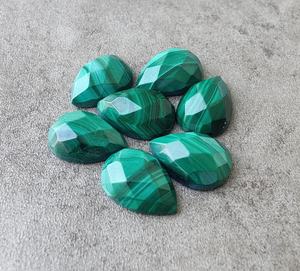 Cuentas de Turmalina Natural, Corte Brillante Redondo, Cambio de Color, 100 Gramos, Tamaño Libre, Piedras Preciosas para Joyería, Gemas Zubeda Rajasthan - Product Image 1