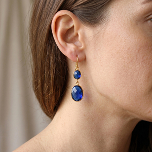 Pendientes de gota ovalados de piedras preciosas azules elegantes, Pendientes chapados en oro de cuarzo tanzanita, pendientes de gota de oro de moda al por mayor - Product Image 1