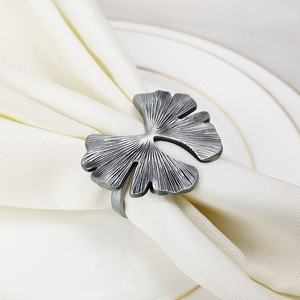 แหวนรองผ้าเช็ดปากโลหะดีไซน์เนอร์สำหรับตกแต่งโต๊ะอาหาร อุปกรณ์เสริมสำหรับรับประทานอาหารที่หรูหราสำหรับโรงแรมและร้านอาหาร - Product Image 4