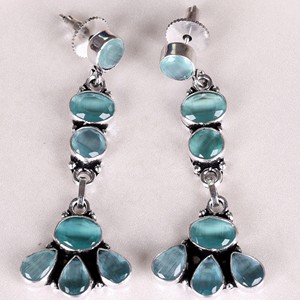 Pendientes Colgantes de Latón Oxidado con Cuarzo Azul, Estilo Bohemio, Forma de Campana, Venta al por Mayor, Hechos a Mano - Product Image 3