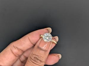 Anillo de compromiso solitario de moissanita de corte redondo de 1,75 quilates para mujer, oro amarillo/blanco macizo de 14k, regalo de San Valentín - Product Image 5